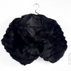 Tahari Arthur S Levine Black Faux Fur Wrap Shawl Bolero  Closure Medium